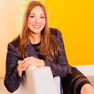 Meet your Posher, Lori